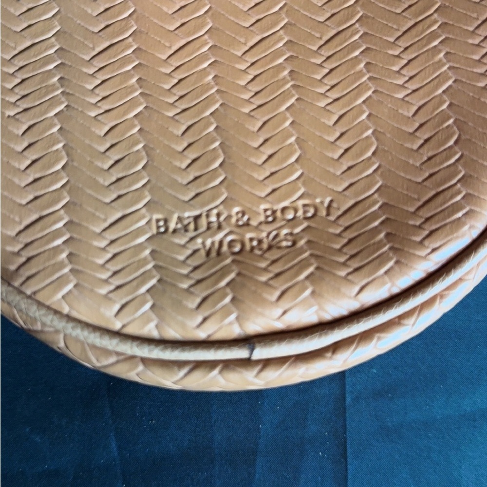 Bath & Body Works Coconut Shaped Tan and White Cosmetic Bag - Picture 3 of 7